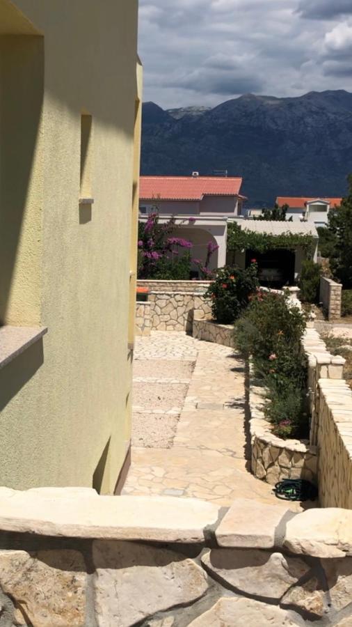 Miro Apartmani Ražanac Kültér fotó