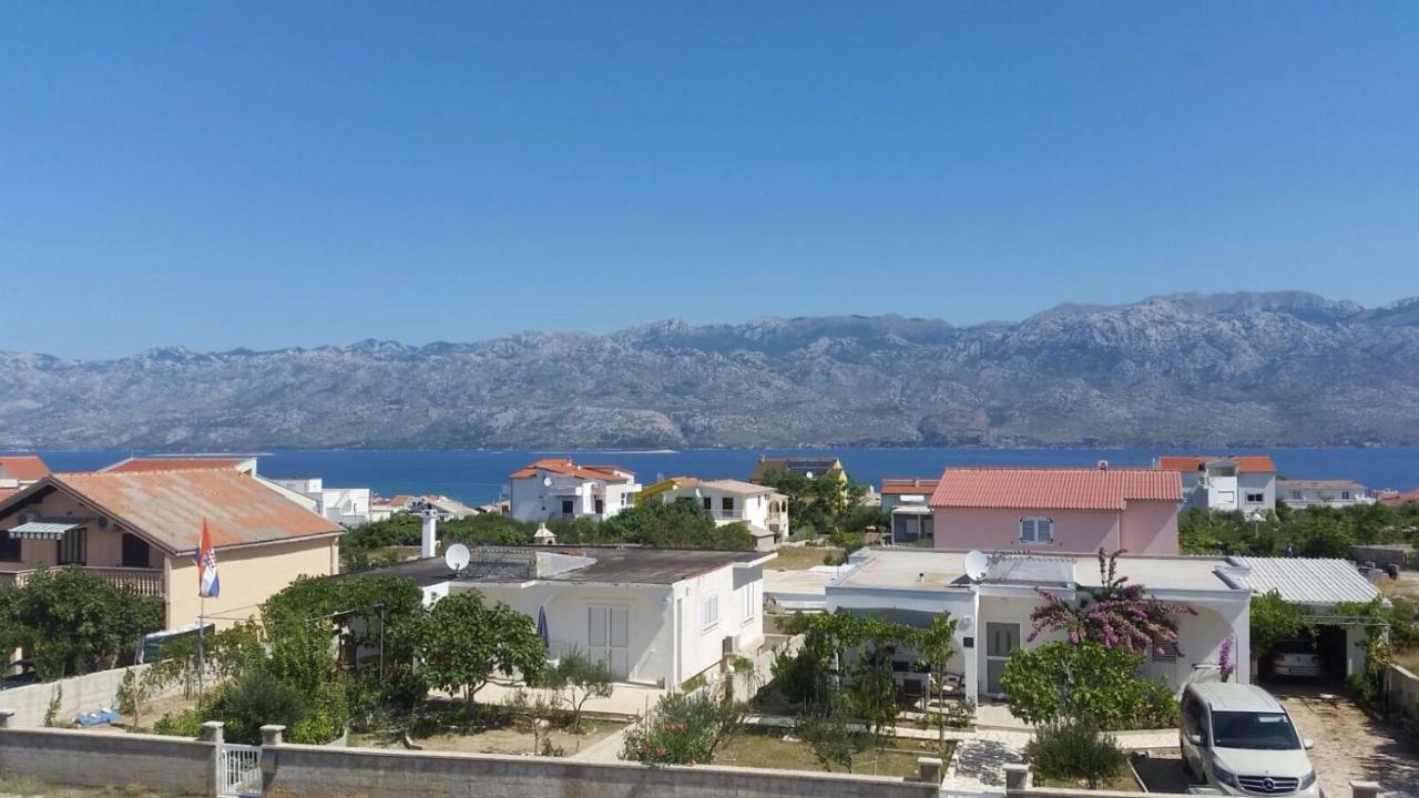 Miro Apartmani Ražanac Kültér fotó