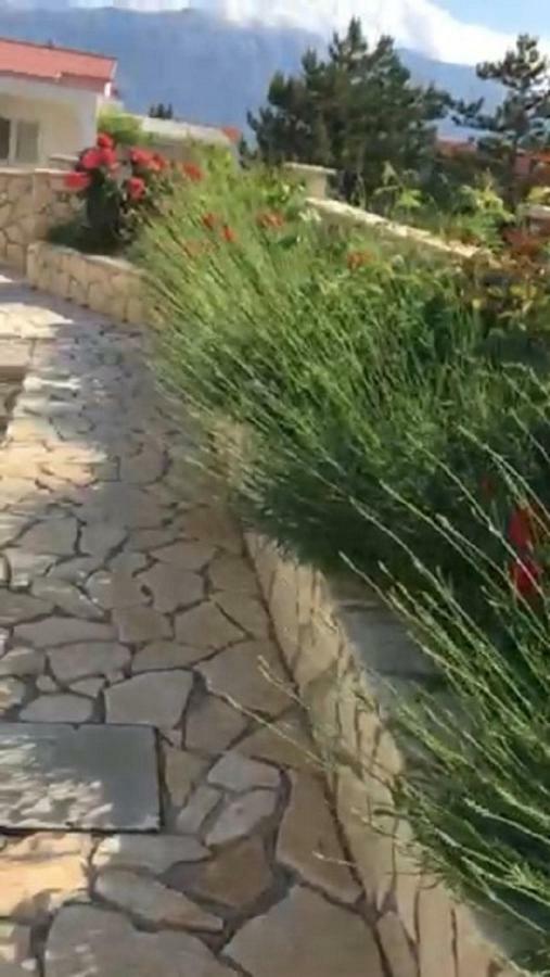 Miro Apartmani Ražanac Kültér fotó