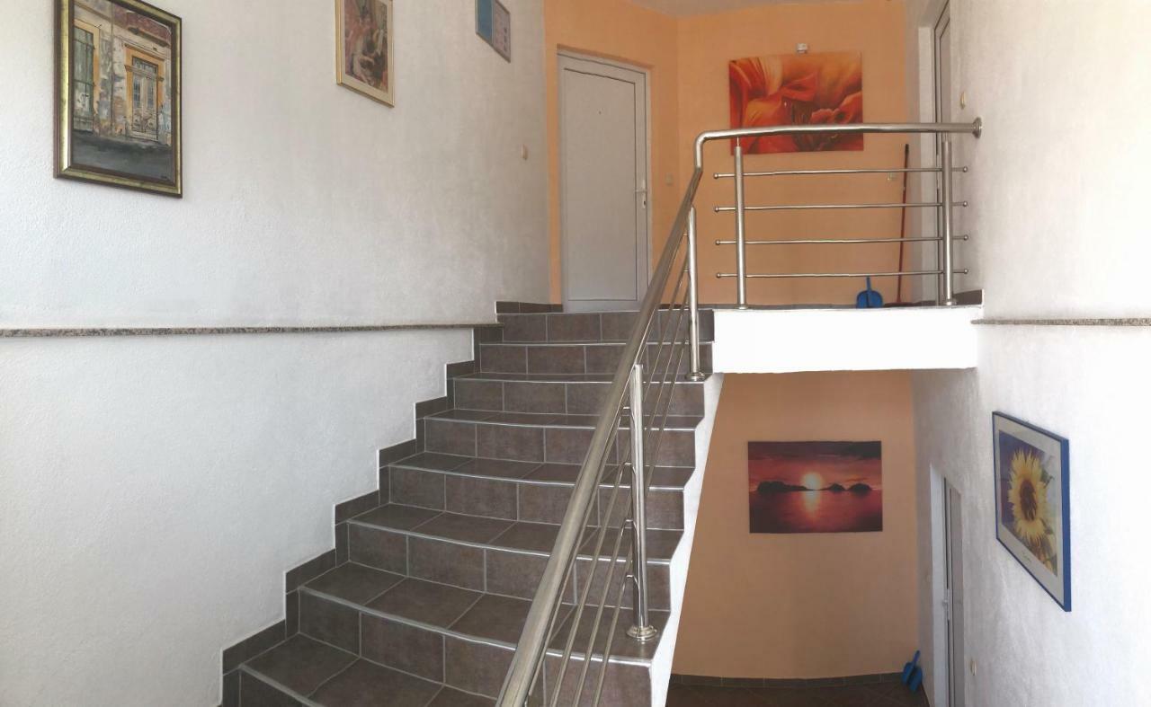 Miro Apartmani Ražanac Kültér fotó