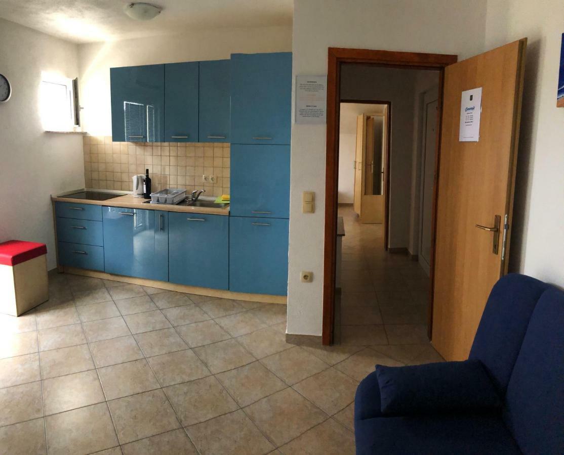 Miro Apartmani Ražanac Kültér fotó