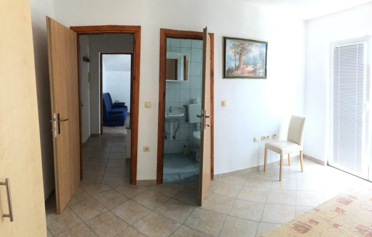 Miro Apartmani Ražanac Kültér fotó